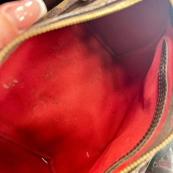 Louis Vuitton Damier Ebene Speedy 25 Bag - Picture 14 of 16